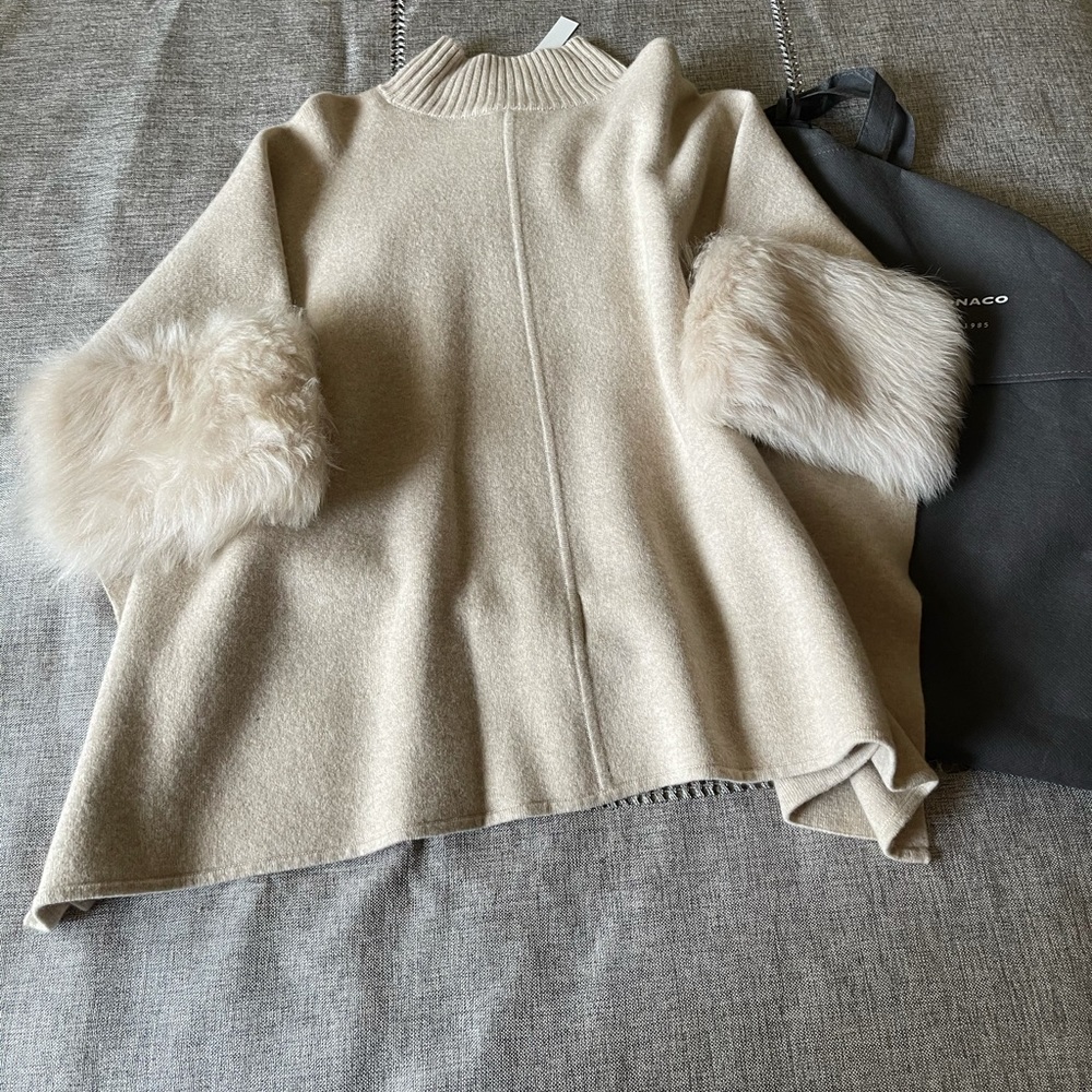 Club Monaco Diya Sweater - Picture 5 of 16